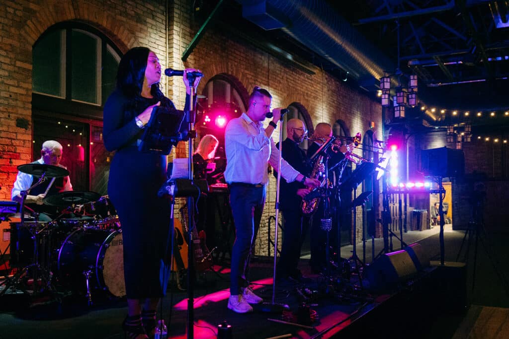 Live Band